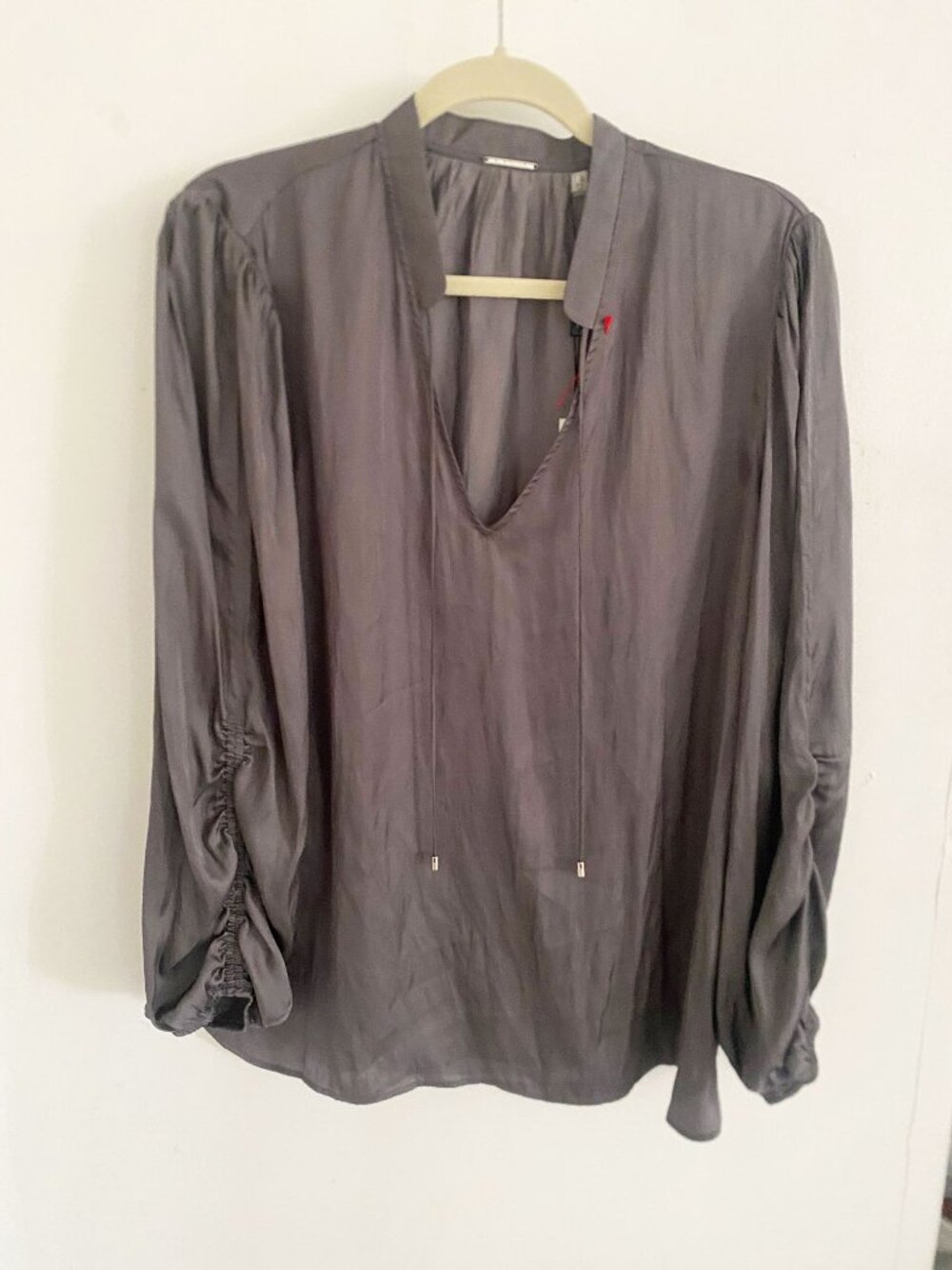 Ellie Tahari blouse